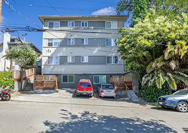 768 Walker Ave
